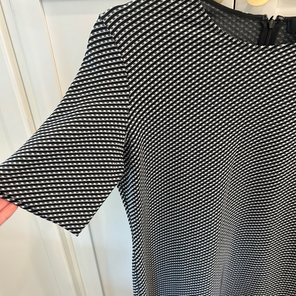 Theory Rijik B Claymont Office Chic Sheath Mini Dress Patterned Garment Size 12 - Picture 4 of 6